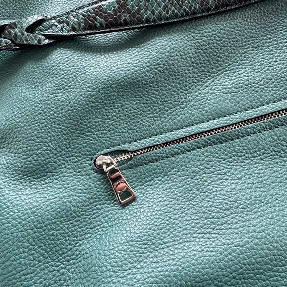 Coach Teal bucket bag with snakeskin strap - Picture 1 of 6